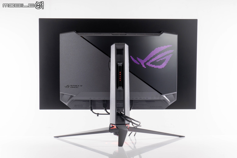 ROG SWIFT OLED PG32UCDP 電競螢幕實測 在 4K 高解析與 480 Hz 高反應自由切換的遊戲螢幕首選