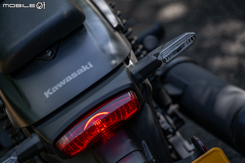 KAWASAKI Eliminator 500SE試駕|離經叛道才叫傳承!經典巡航車與運動街車的萬轉交響曲!