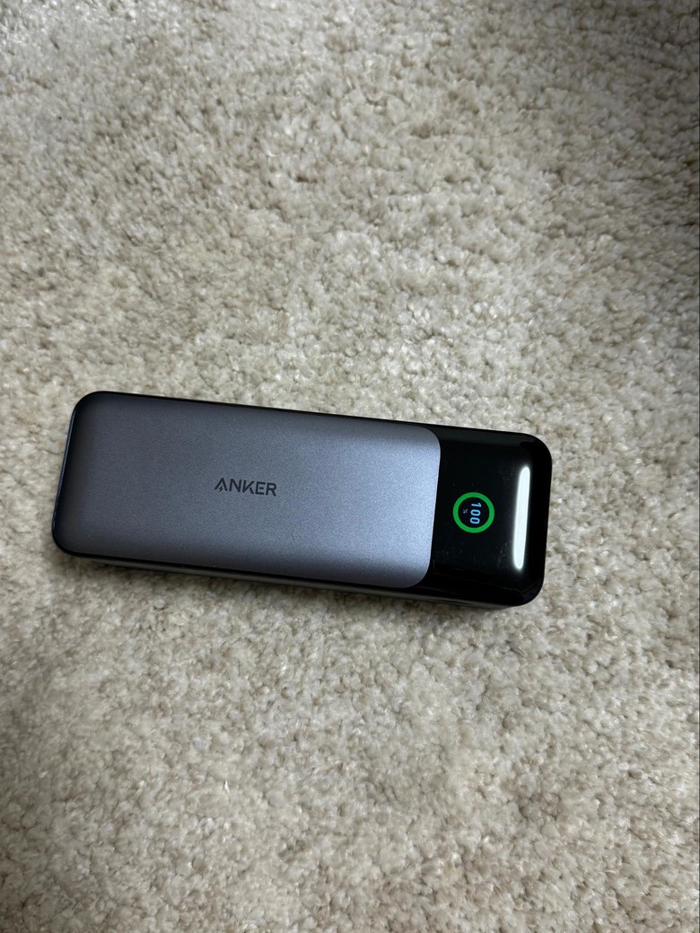 #開箱 超強三孔大容量行充！Anker A1289