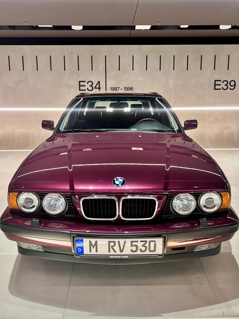 走進巴伐利亞BMW博物館,開箱人生第一台3系轎車 G20 318i LCI