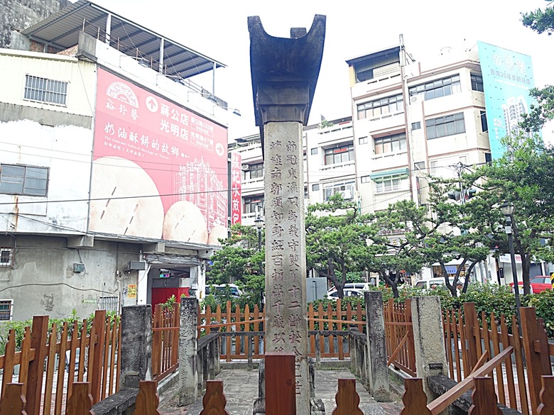 大甲鎮瀾宮與媽祖藝術文創館、大甲三寶文化館、林氏貞節坊、文昌祠、順天路老街與蔣公路夜市，外掛物超所值的棒壽司餐廳與福棧旅宿 — 全臺最難攻之大甲市街黃昏散策