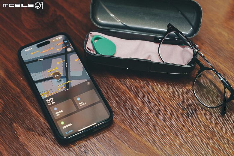 MOMAX Pinpop Find My 全球定位器開箱實測 – 平價版 AirTag，Apple Find My 認證完美支援