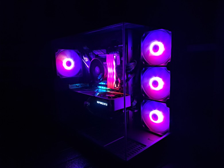 海景雙艙機殼 COUGAR FV150 RGB 開箱
