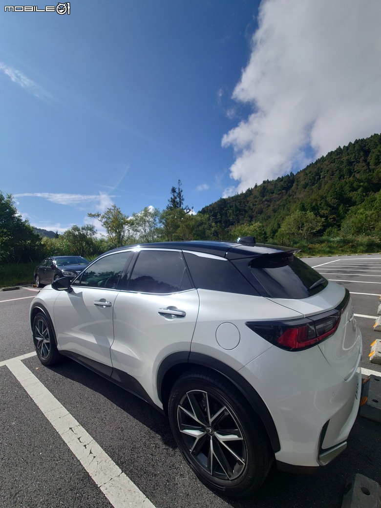 點我看大圖 再會了 UX250h.. 新世代Lexus LBX 強勢入替