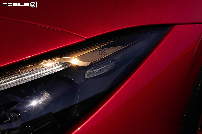 【海外新訊】Mercedes-Maybach SL 圓石灘車展亮相，品牌史上最運動化的敞篷GT代表作！