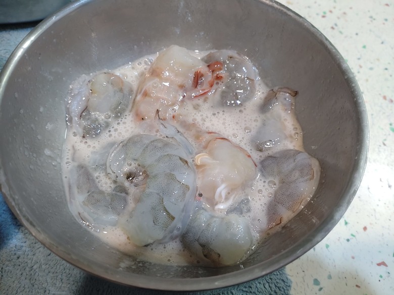 一道有聲音的菜~鍋巴蝦仁桃花泛