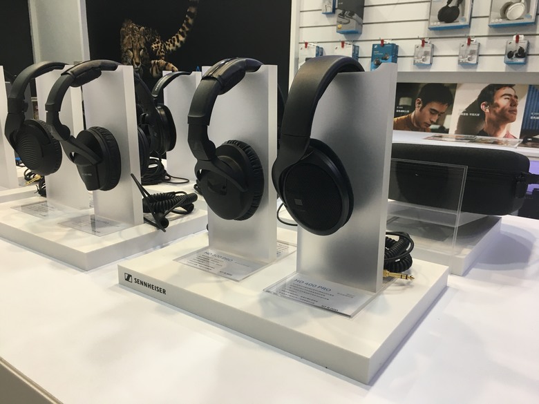 全新改版！SENNHEISER高雄旗艦店
