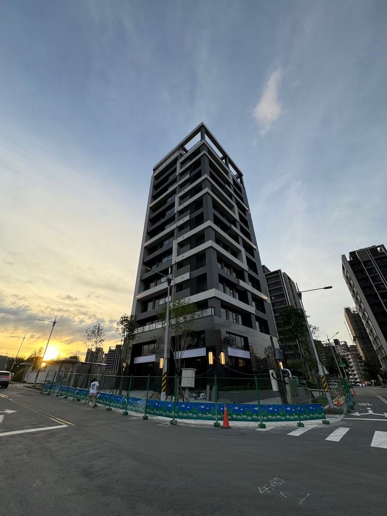 土城悅x建設-預售屋避雷針