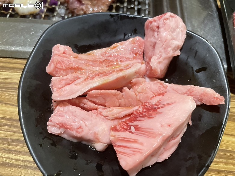 點我看大圖 炭火之韻 極致饗宴——木村堂平鎮店燒肉