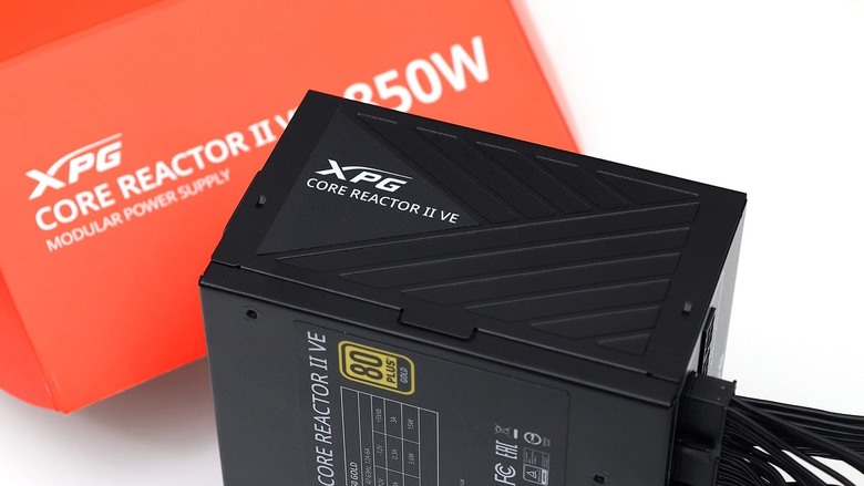 點我看大圖 太熱了!在家吹冷氣組電腦。平價 i5–12400,mATX 文書桌機組裝實紀