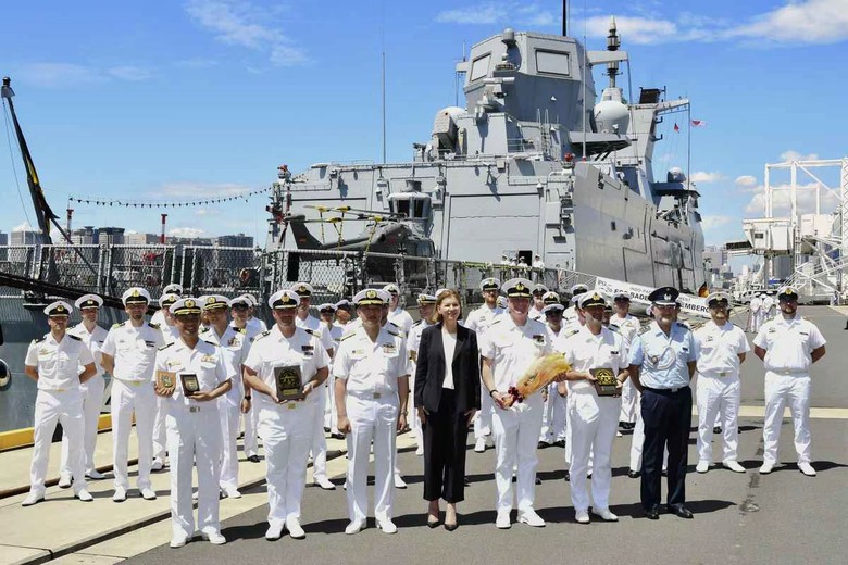 德國軍艦抵達日本