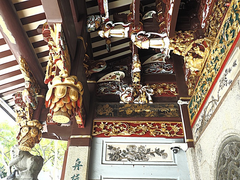 牛車水(Chinatown)市街之巴剎壁畫、粵海清廟、福德祠、天福宮、城市展覽館(Singapore City Gallery)，以及麥士威熟食中心(Maxwell Food Centre)中之天天海南雞飯 — 赤道三國文化休閒行旅 之 新加坡篇 第一回 牛車水(Chinatown) 與直落亞逸(Telok Ayer)
