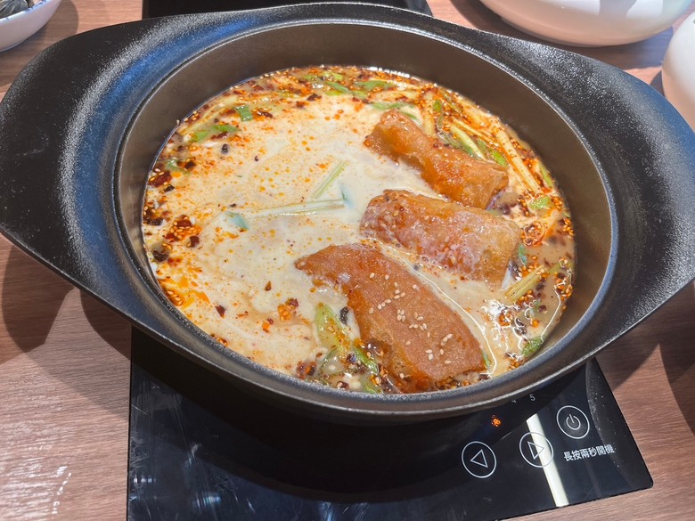 永和夜貓的新選擇！萬客什鍋永和店開到凌晨五點