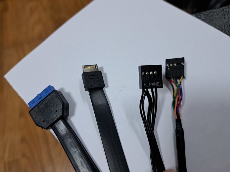 海景雙艙機殼 COUGAR FV150 RGB 開箱