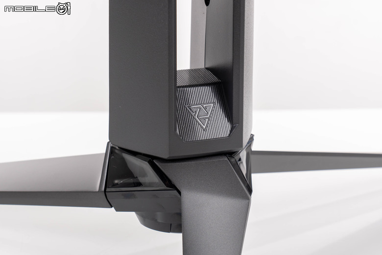 ROG SWIFT OLED PG32UCDP 電競螢幕實測 在 4K 高解析與 480 Hz 高反應自由切換的遊戲螢幕首選