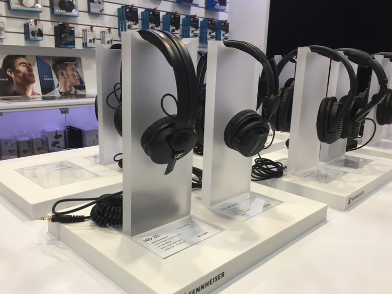 全新改版！SENNHEISER高雄旗艦店
