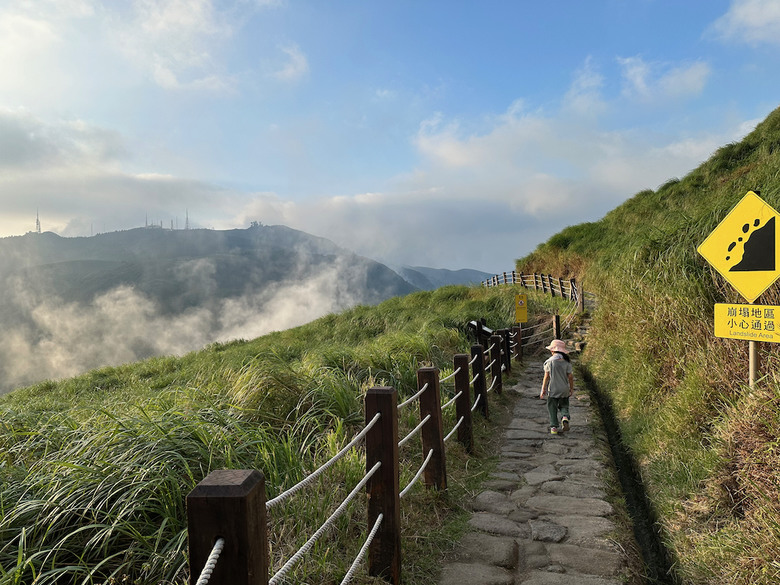 親子健行步道推薦 – 台北七星山主峰