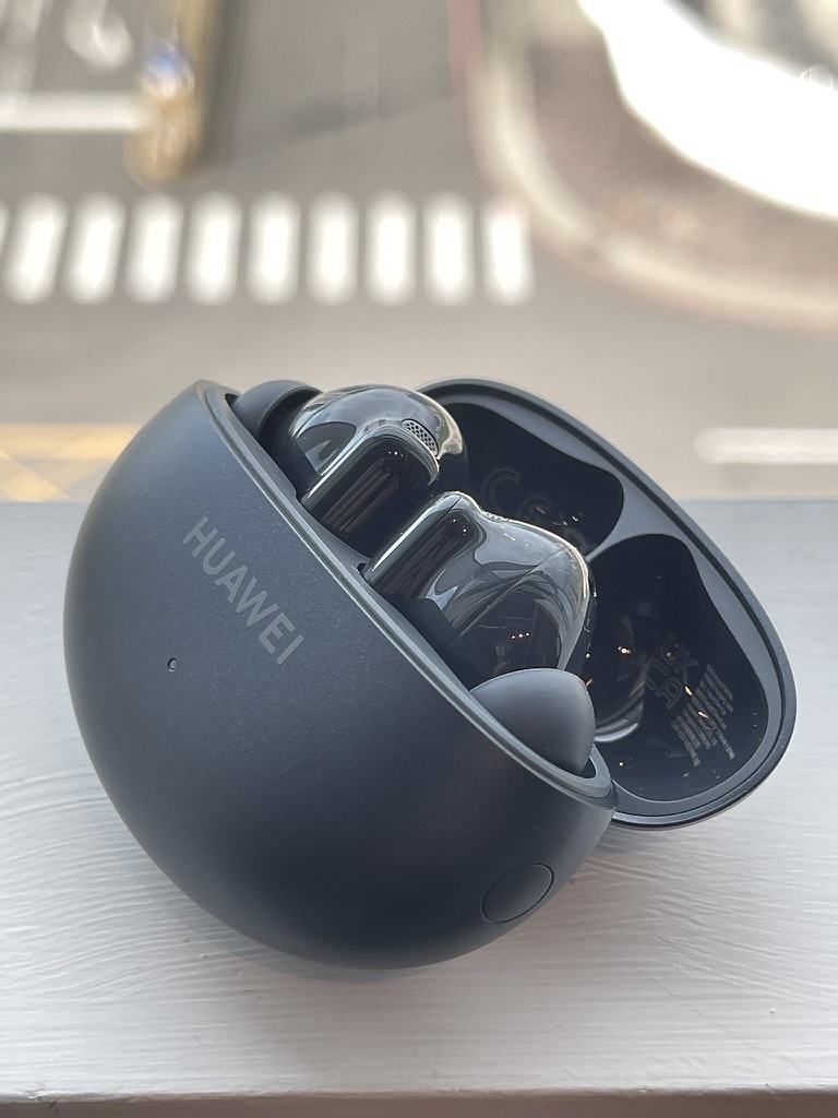 無線自由，音質無限：HUAWEI FreeBuds 6i 開箱體驗