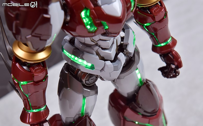 點我看大圖 【CCSTOYS鐵魄】進化! 世界最後之日 真蓋特一號機大氣突入樣式 開箱