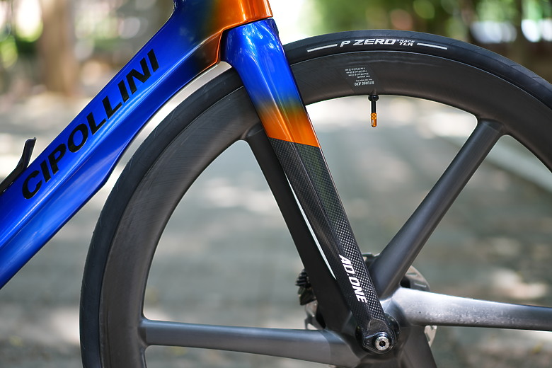 [開箱] 令我驚豔的NK1K後繼車款 CIPOLLINI RB1K AD.ONE