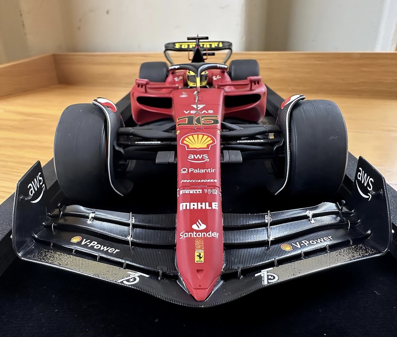 Ferrari F1 2022 F1-75開箱