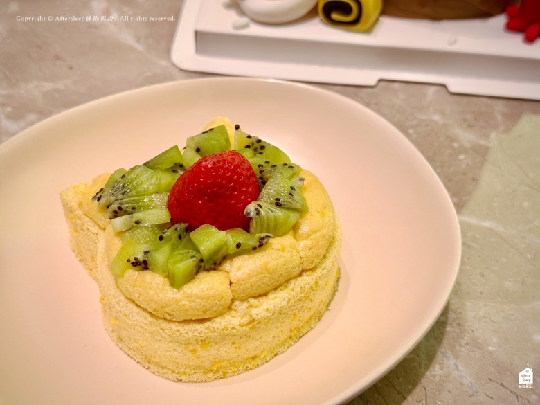 點我看大圖 微省錢的寶寶抓周紀錄_(含場佈背板/食物/虎衣/聰明門/抓周道具/蛋糕清單分享)