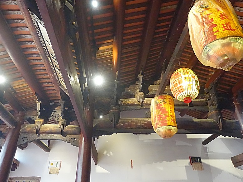 大甲鎮瀾宮與媽祖藝術文創館、大甲三寶文化館、林氏貞節坊、文昌祠、順天路老街與蔣公路夜市，外掛物超所值的棒壽司餐廳與福棧旅宿 — 全臺最難攻之大甲市街黃昏散策