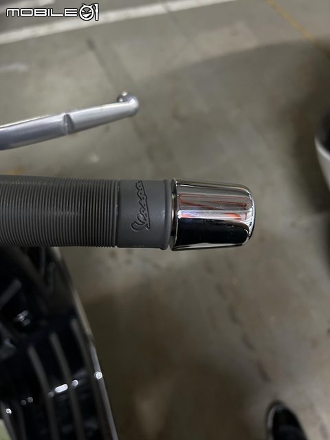 [分享] Vespa Gts300 Shad Sh39 Koso 第三煞車燈