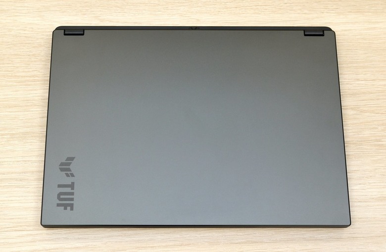 平民版西風 TUF GAMING A14 FA401UU 隨手開