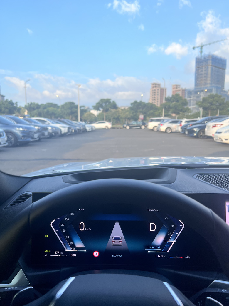 走進巴伐利亞BMW博物館,開箱人生第一台3系轎車 G20 318i LCI