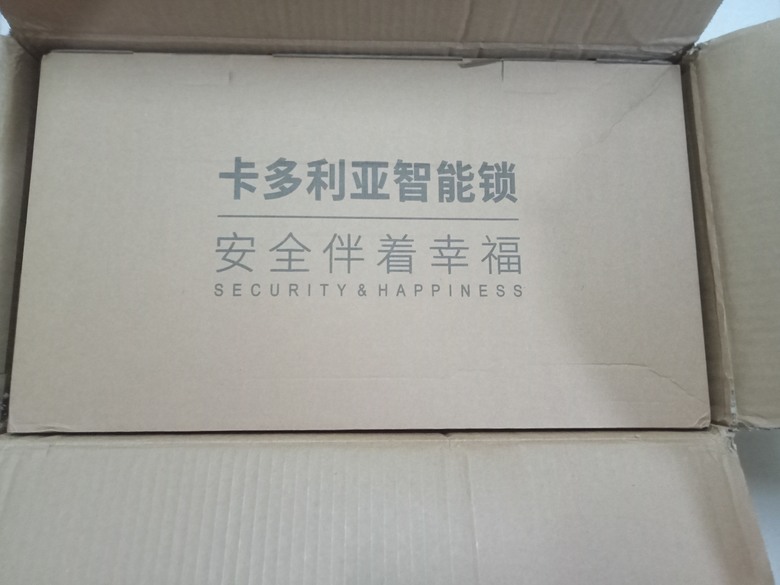 平價指紋電子鎖 卡多利亞智能鎖（藍牙，聯網，通通鎖APP)