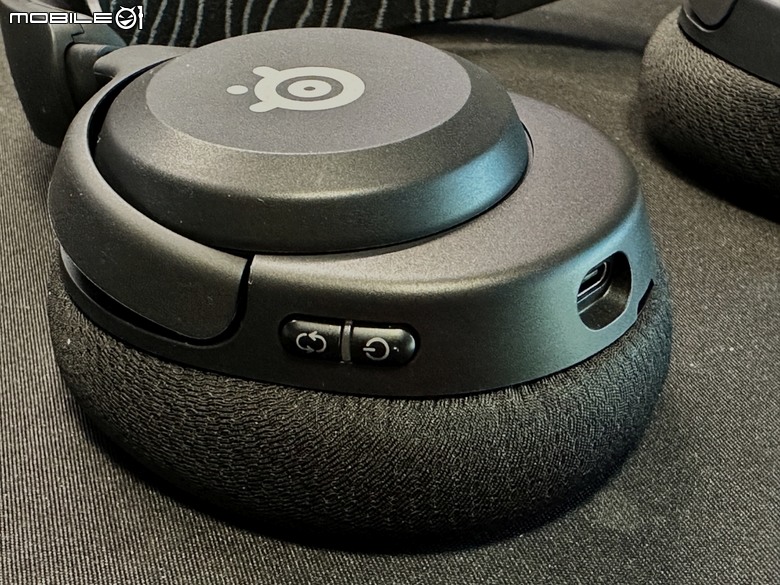 化繁為簡!SteelSeries Arctis NOVA 5 無線耳機麥克風