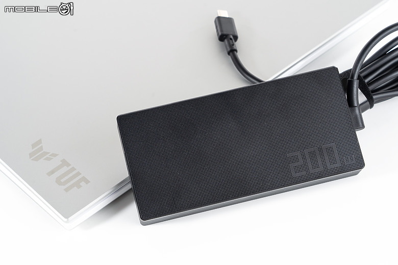 ASUS TUF Gaming A14 測試報告｜效能突出的 14 吋輕薄電競新選擇！