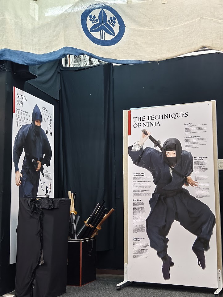 【京都武士與忍者博物館】+ 【黑樓燒肉】+【觀光特急「AONIYOSHI」列車】