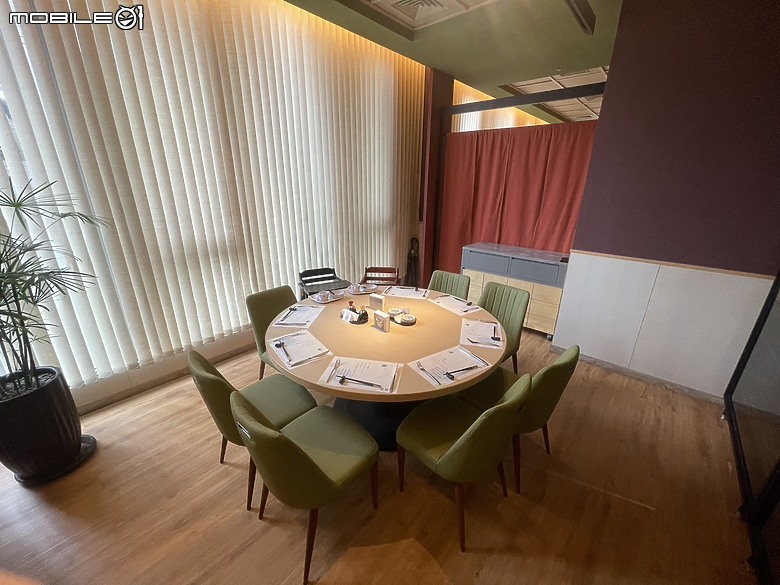上集：台北人氣Buffet餐廳 (Nagomi vs 饗饗 vs 旭集 vs 島語) 全方位比較（上）：餐廳介紹與氛圍解析