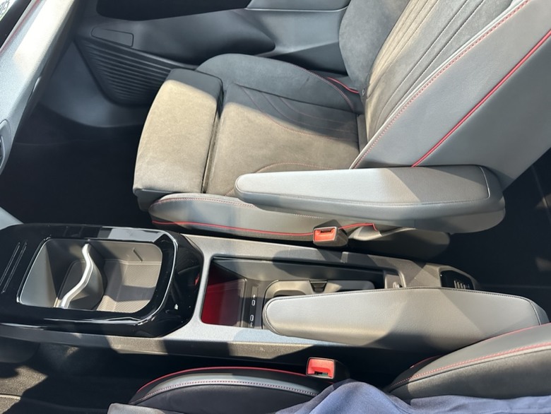 熱騰騰的ID.5 GTX實車賞車分享