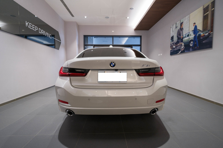 走進巴伐利亞BMW博物館,開箱人生第一台3系轎車 G20 318i LCI