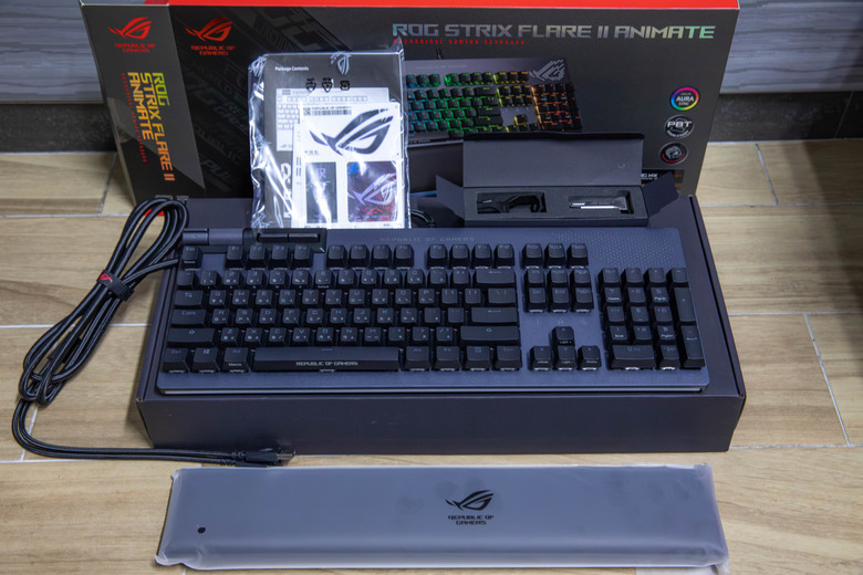 點我看大圖 【開箱】ROG STRIX FLARE II ANIMATE 電競鍵盤(茶軸) ,內含影片文字跑馬燈!