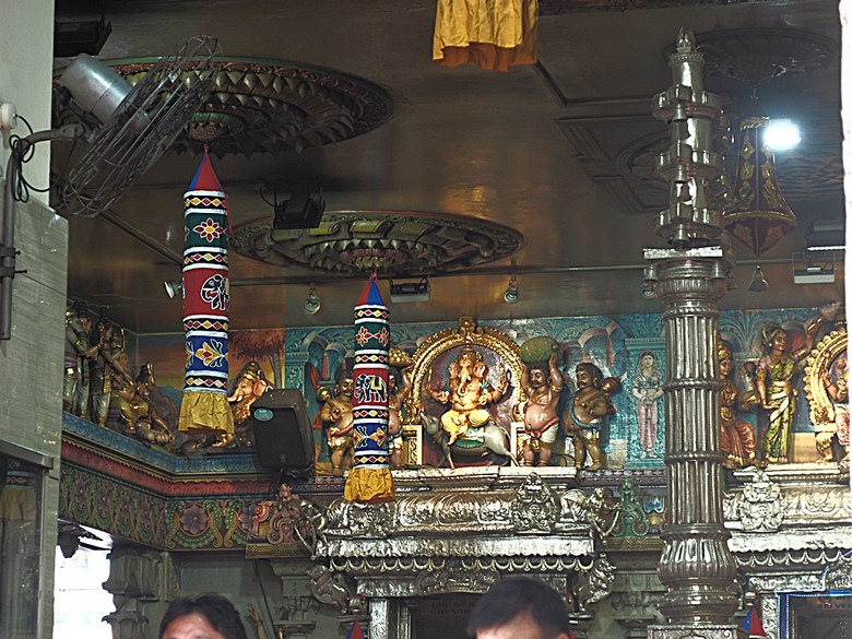 竹腳中心(Tekka Centre)之順發椰漿飯、維拉馬卡里拉曼廟(Sri Veeramakaliamman Temple)、陳東齡故居、實龍崗路 (Serangoon Rd)及甘貝爾巷 (Campbell Ln)、印度遺產中心(Indian Heritage Centre) — 赤道三國文化休閒行旅 之 新加坡篇 第三回 小印度(Little India)