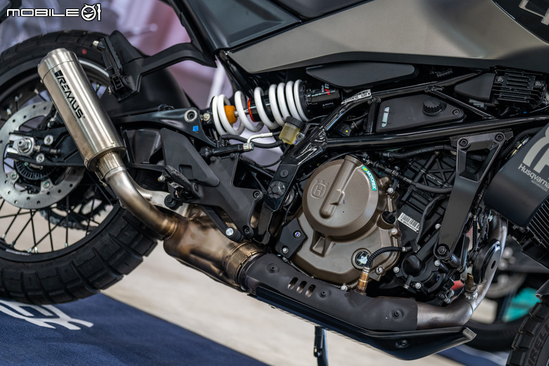 【採訪】全新KTM 390 DUKE、Husqvarna Svartpilen 401、Vitpilen 401三車發表！