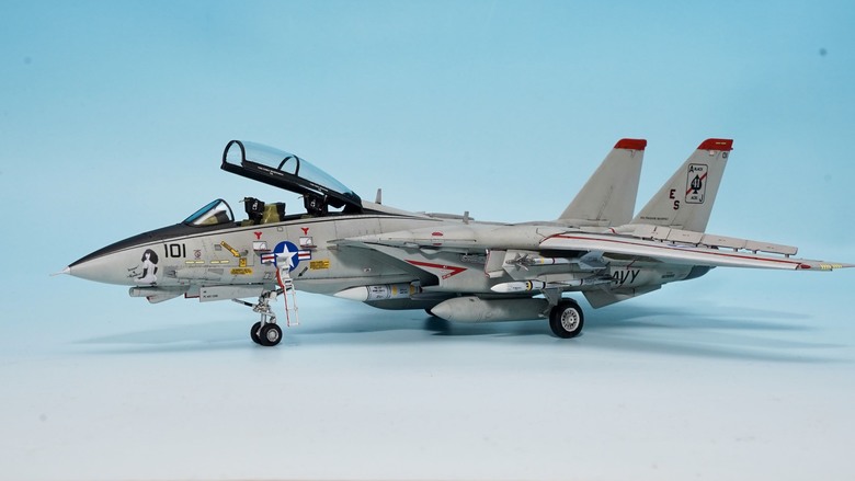 （模型製作）1/72 F-14A 沙漠風暴雄貓戰機
