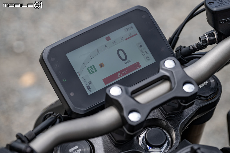 HONDA CB650R、CBR650R 雙車試駕｜改變不大，但強勢依舊！