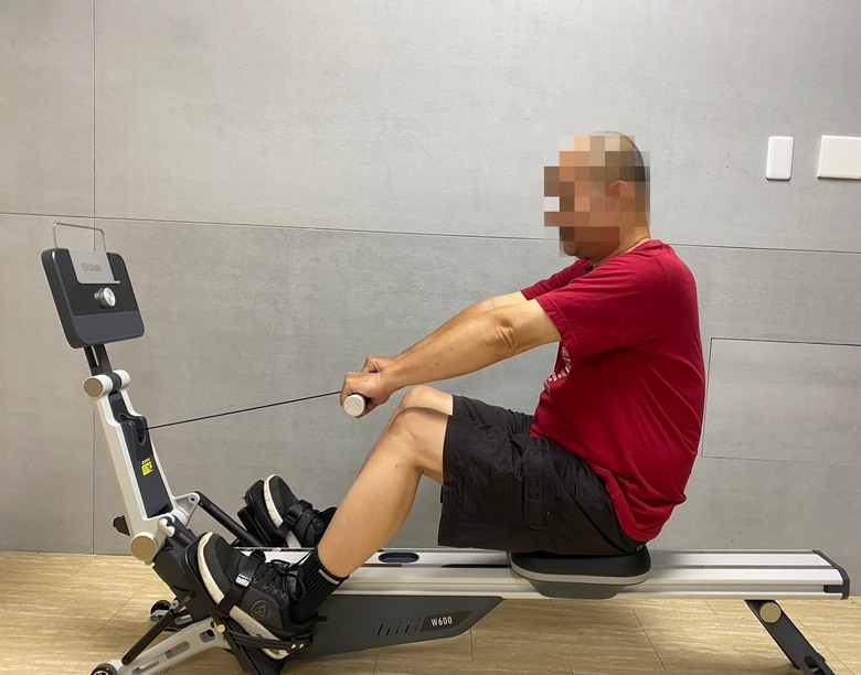 老爸的運動新夥伴-bgym w600划船機