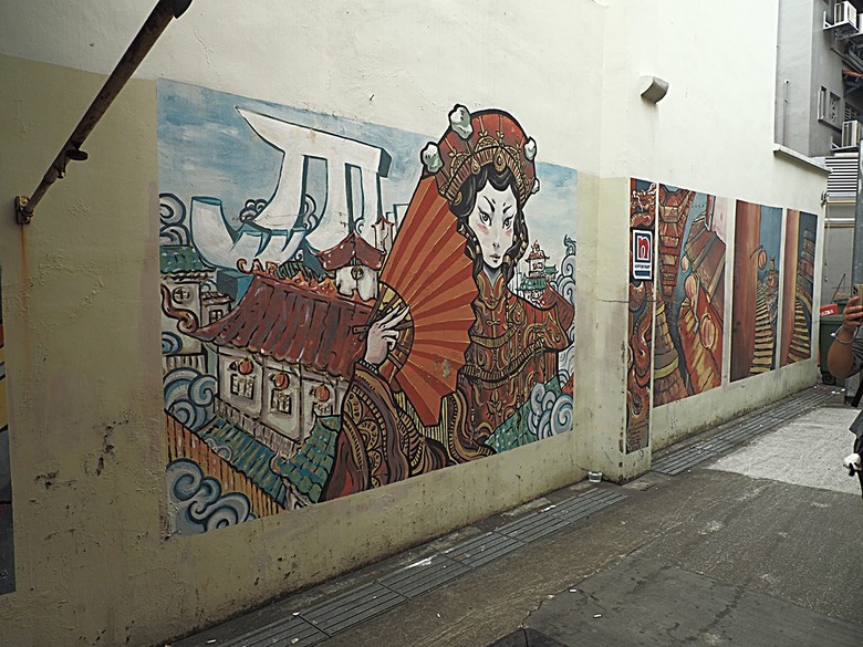 牛車水(Chinatown)市街之巴剎壁畫、粵海清廟、福德祠、天福宮、城市展覽館(Singapore City Gallery),以及麥士威熟食中心(Maxwell Food Centre)中之天天海南雞飯 — 赤道三國文化休閒行旅 之 新加坡篇 第一回 牛車水(Chinatown) 與直落亞逸(Telok Ayer)