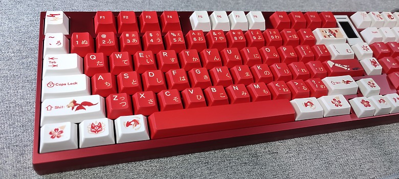 來自花火的歡愉~Qwertykeys QK100 全鋁合金客製化機械鍵盤套件 組裝紀錄一