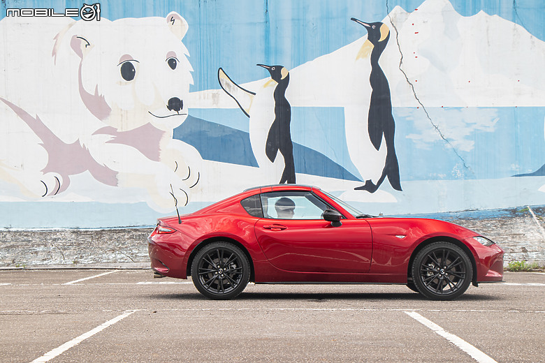 Mazda MX-5 RF 小改款試駕|沒出手排也想買!