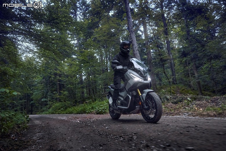【海外新訊】2025 HONDA X-ADV小改發表!面容更殺配備更滿!