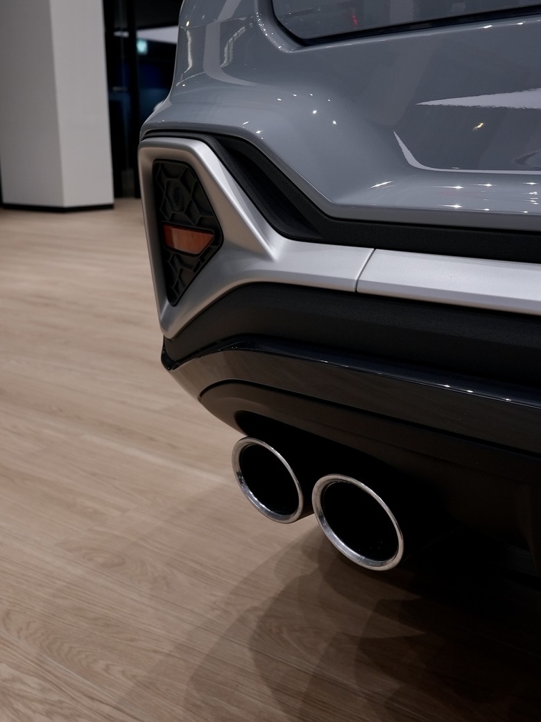 Audi SQ2｜珍珠銀箭灰 Arrow grey 1X｜實車照片分享