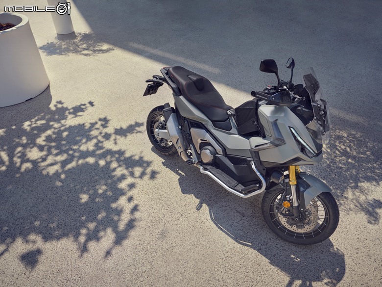 【海外新訊】2025 HONDA X-ADV小改發表!面容更殺配備更滿!
