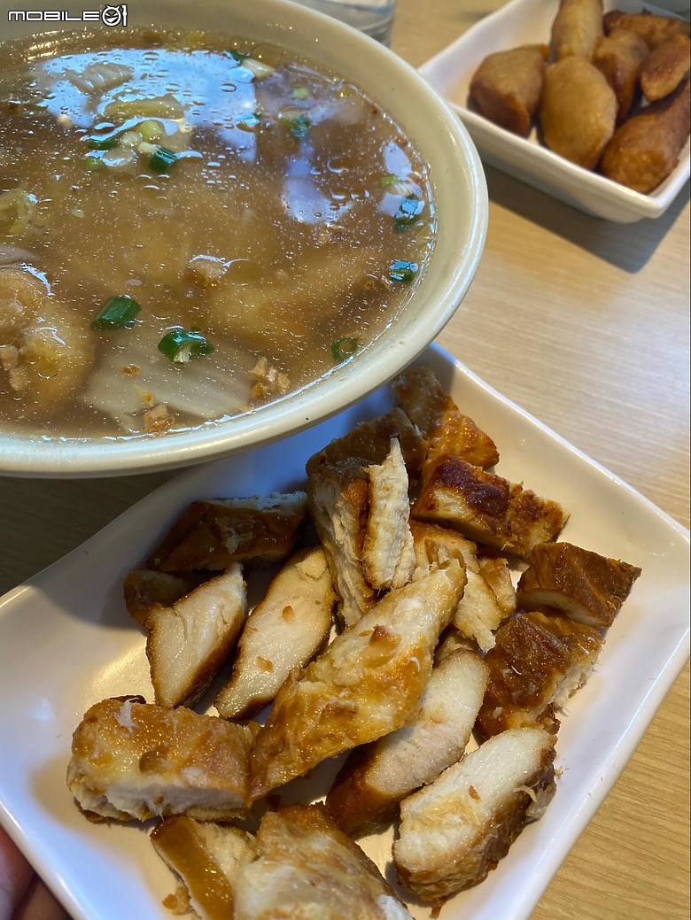 點我看大圖 【基隆旅遊 】 基隆和平島美食攻略 ,鎖管大餐,石花凍,島上有冰,老船長海鮮